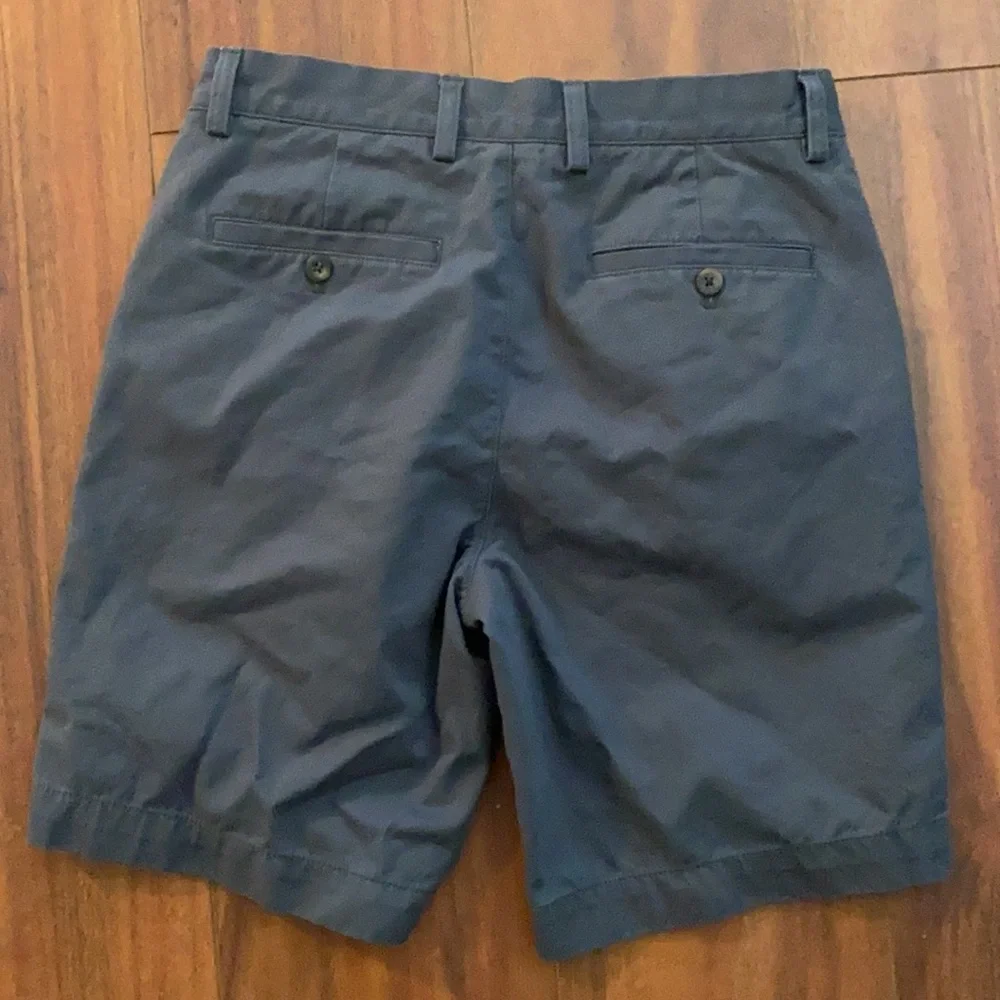 🔥BUNDLESALE men’s 28 Amazon Essentials flat front khaki shorts
